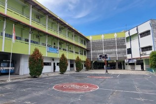 Sekolah sering mengadakan event - event untuk siswa/i
